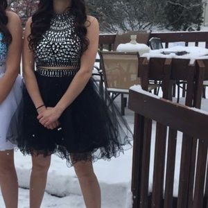 Two piece beaded short prom/formal dress! Size 6